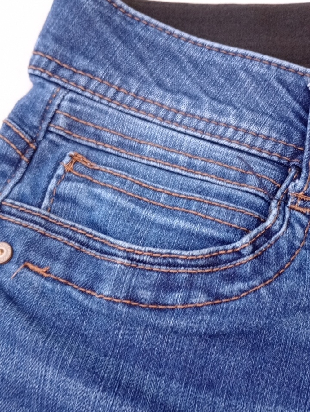 Democracy Women's Skinny Jeans in Deep Indigo‎ - Picture 5 of 15